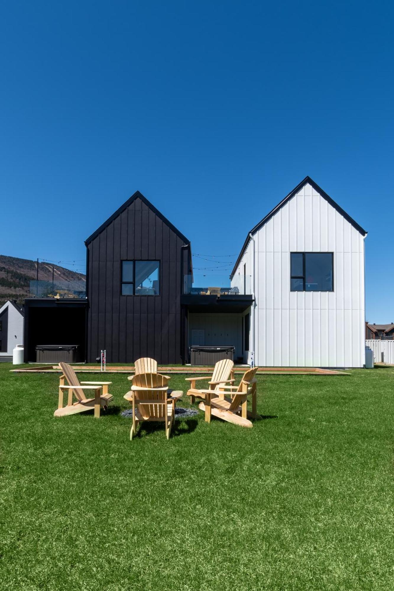 Sofa Villas Mont Sainte-Anne Beaupré Екстериор снимка
