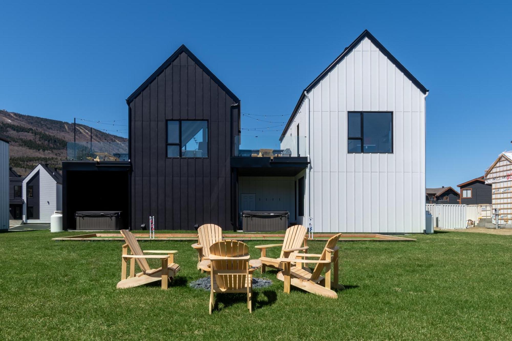 Sofa Villas Mont Sainte-Anne Beaupré Екстериор снимка