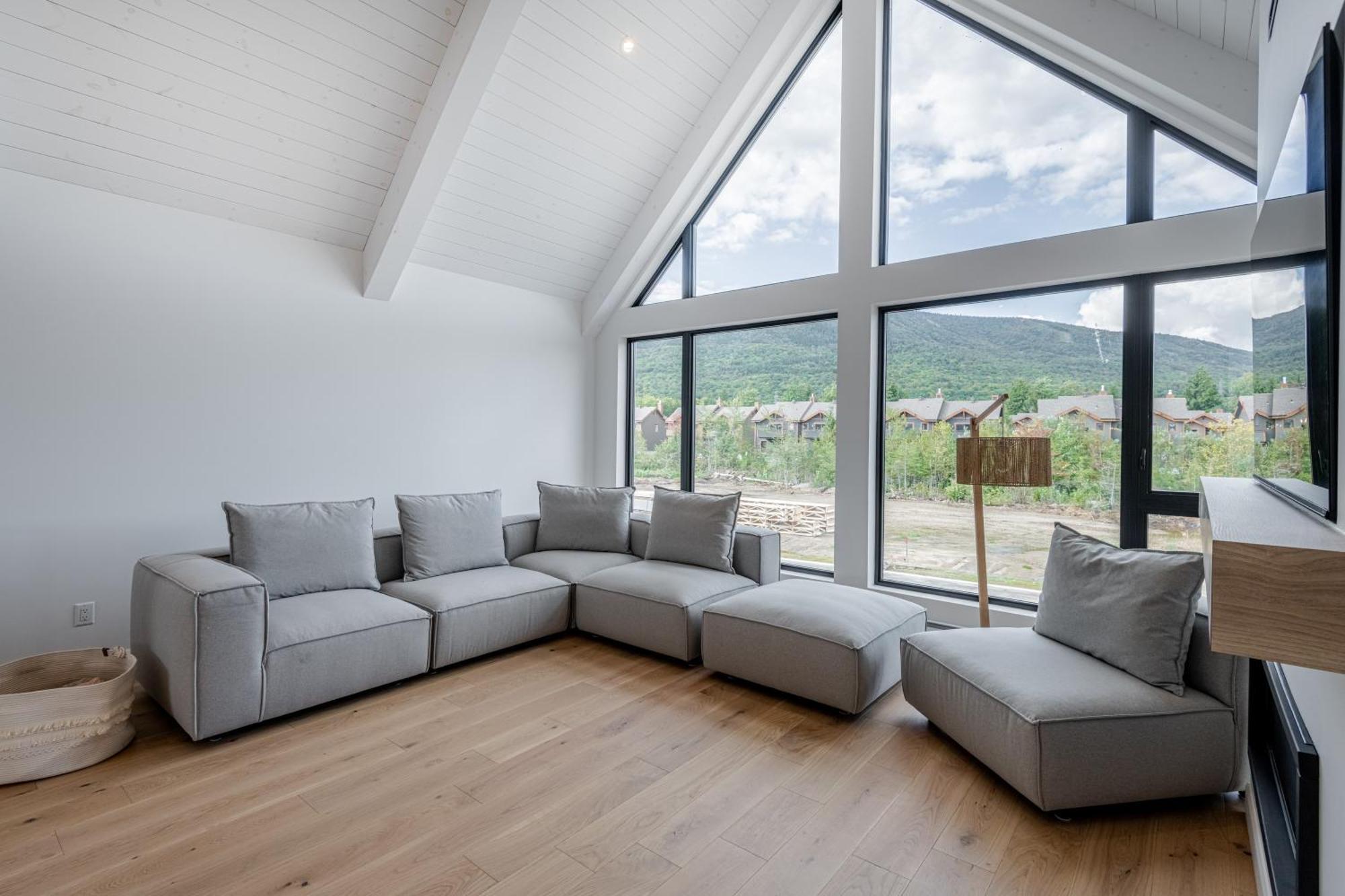 Sofa Villas Mont Sainte-Anne Beaupré Екстериор снимка