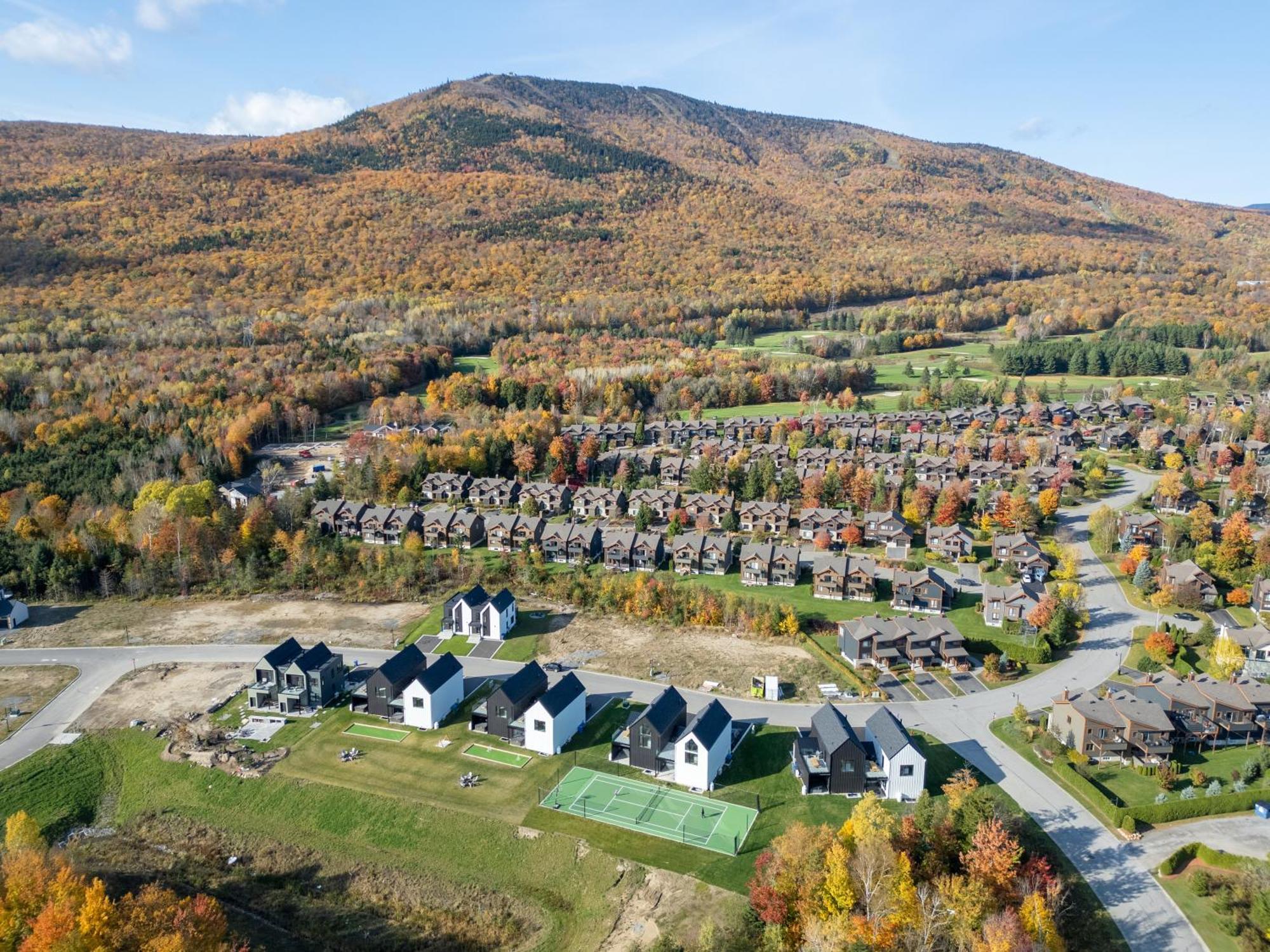 Sofa Villas Mont Sainte-Anne Beaupré Екстериор снимка